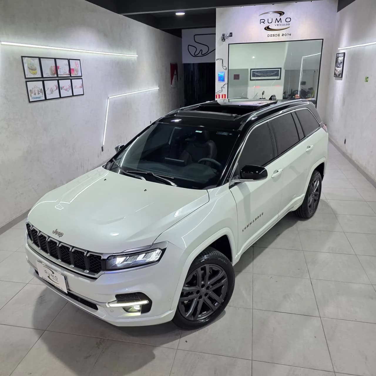 Jeep Commander Overland na Rumo Veiculos em Santo Andre